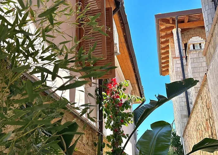 Casa Palma Boutique *